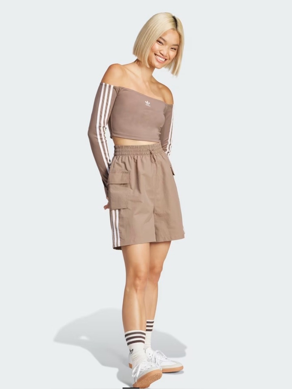 NWT! Adidas Athletic Cargo Utility Originals long stripe cargo shorts in black